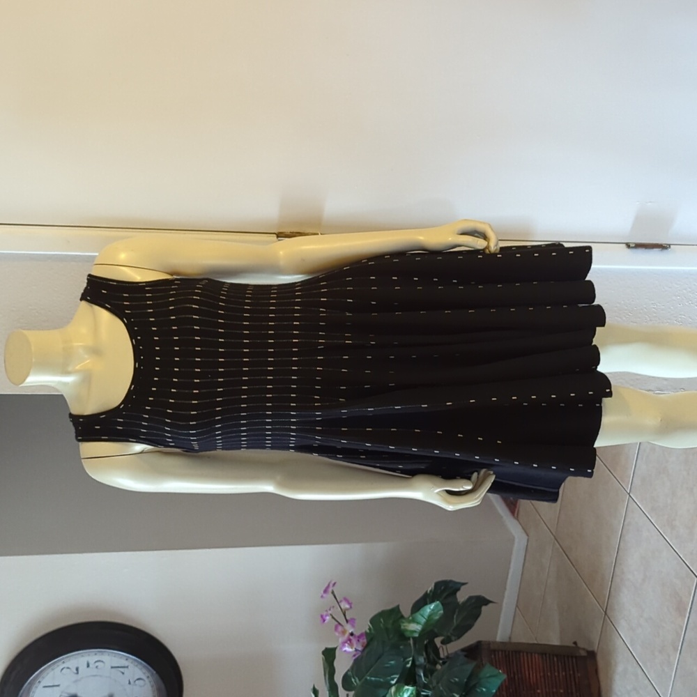 Effortlessly Chic: The Perfect Sweater Dress for Any Occasion